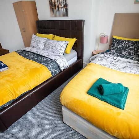 Апартаменты Sterling Aparment Уолсенд Экстерьер фото